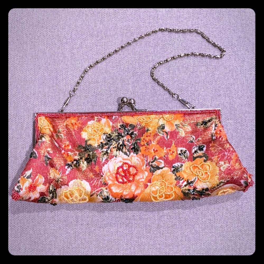 VINTAGE 80s look Bright Pink Flower Beaded Purse